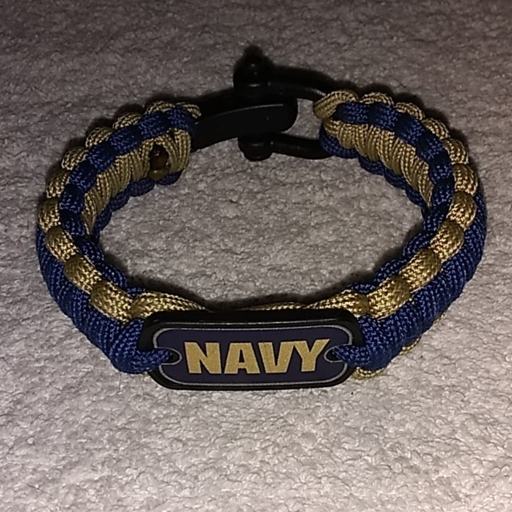 Navy Survival Straps Paracord bracelet